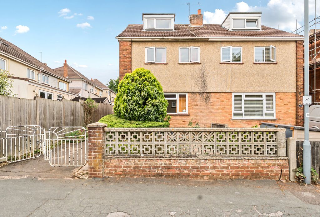 Property photo 1 of 26 1336547-49-689A0A...