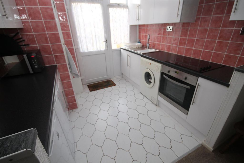 Property photo 2 of 15