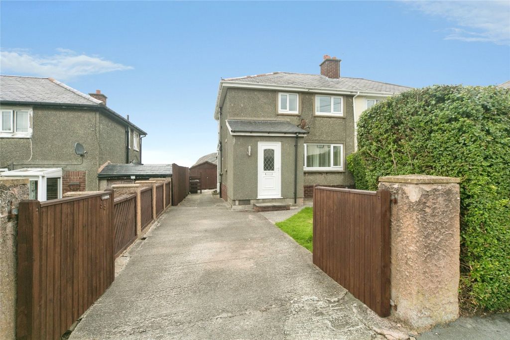 Property photo 1 of 16 Picture No. 23