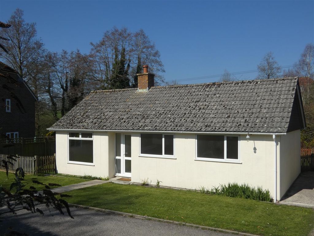 Property photo 1 of 21 Front