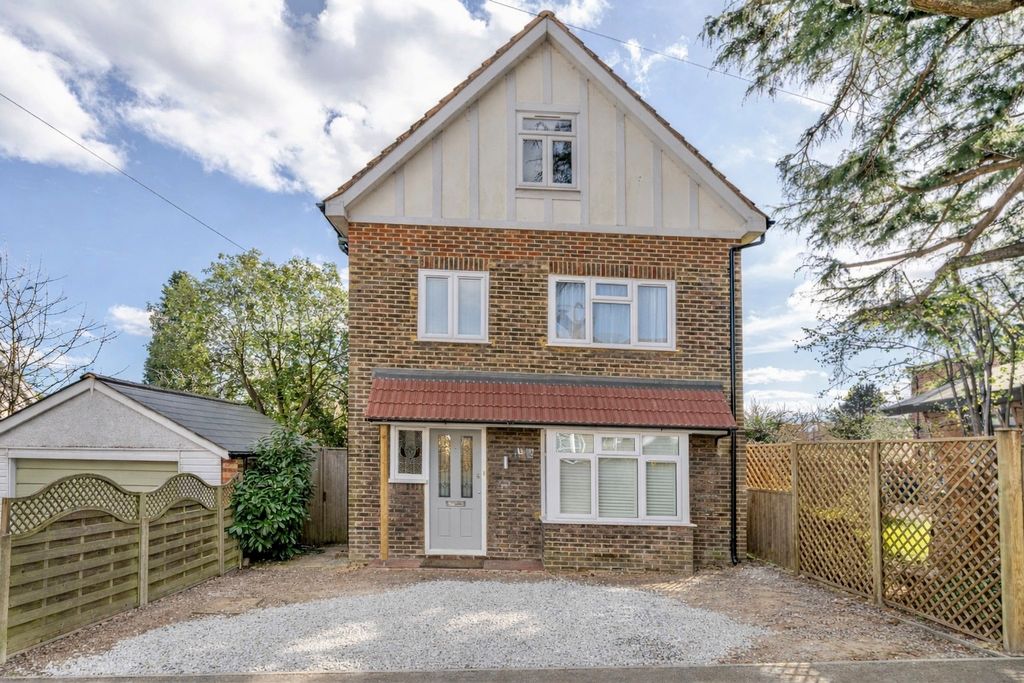 Property photo 1 of 12