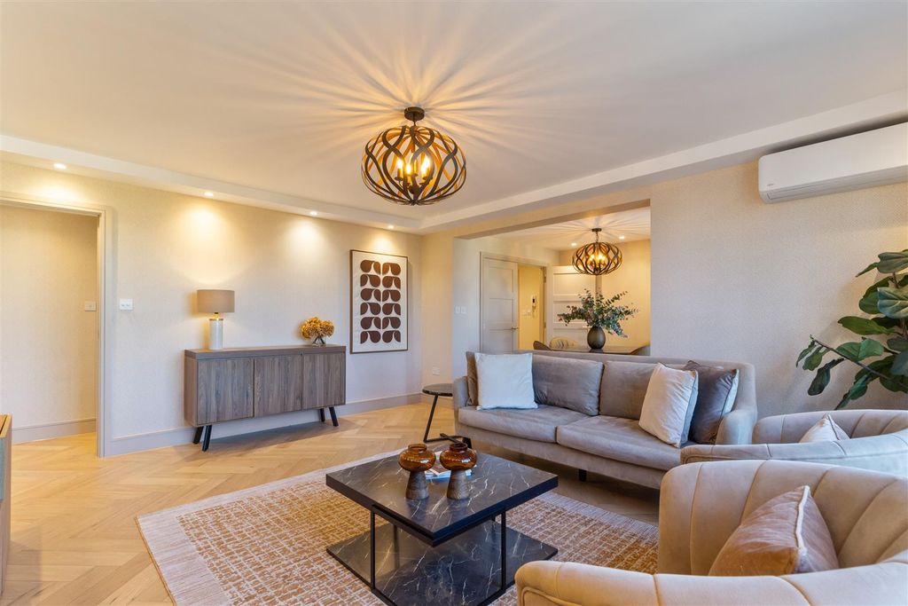 Property photo 2 of 12 Unit 1, Boydell Court Nw8 6Nj-No Watermark-2.Jpg