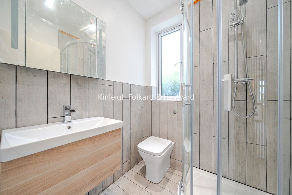 Property photo 2 of 11 Picture No. 12