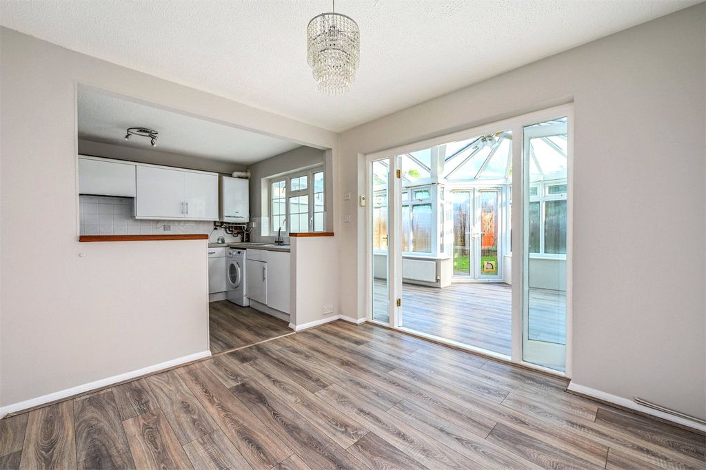 Property photo 2 of 12 Picture No. 20