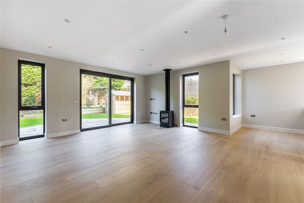 Property photo 2 of 16 Reception Room