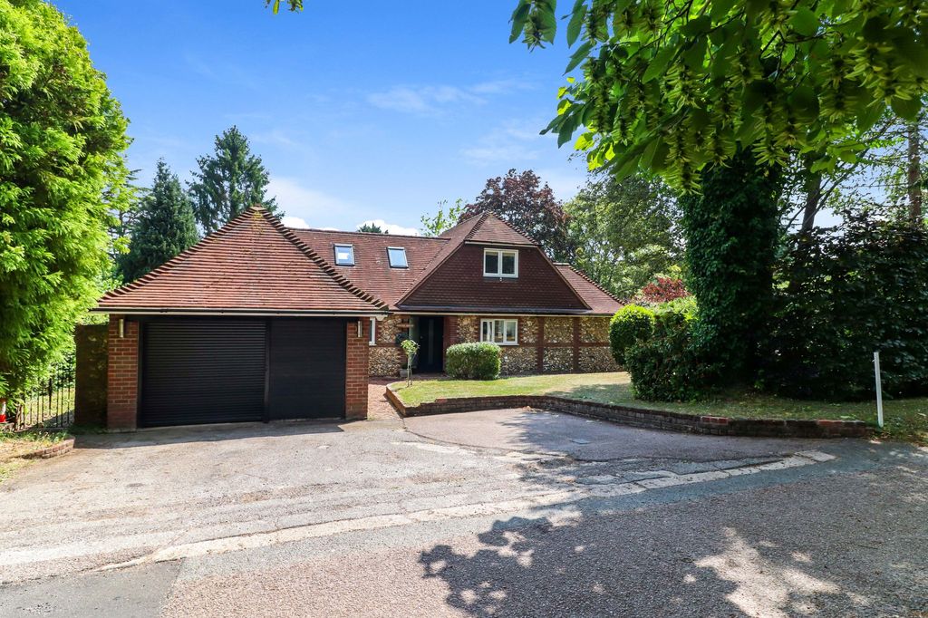 Property photo 1 of 41
