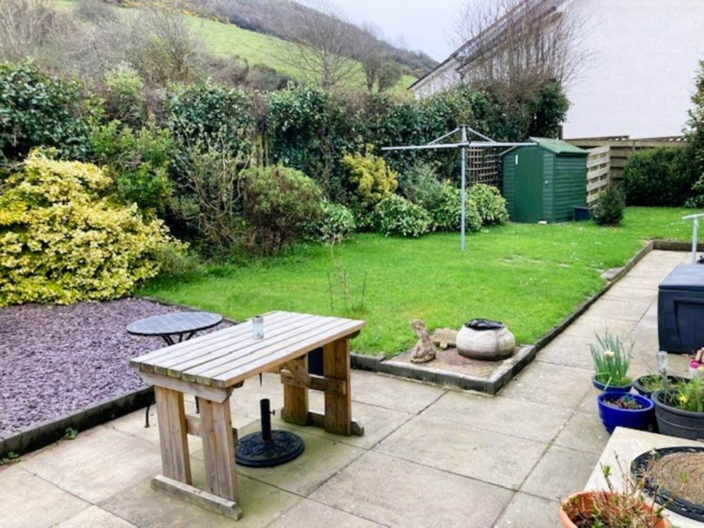 Property photo 3 of 18
