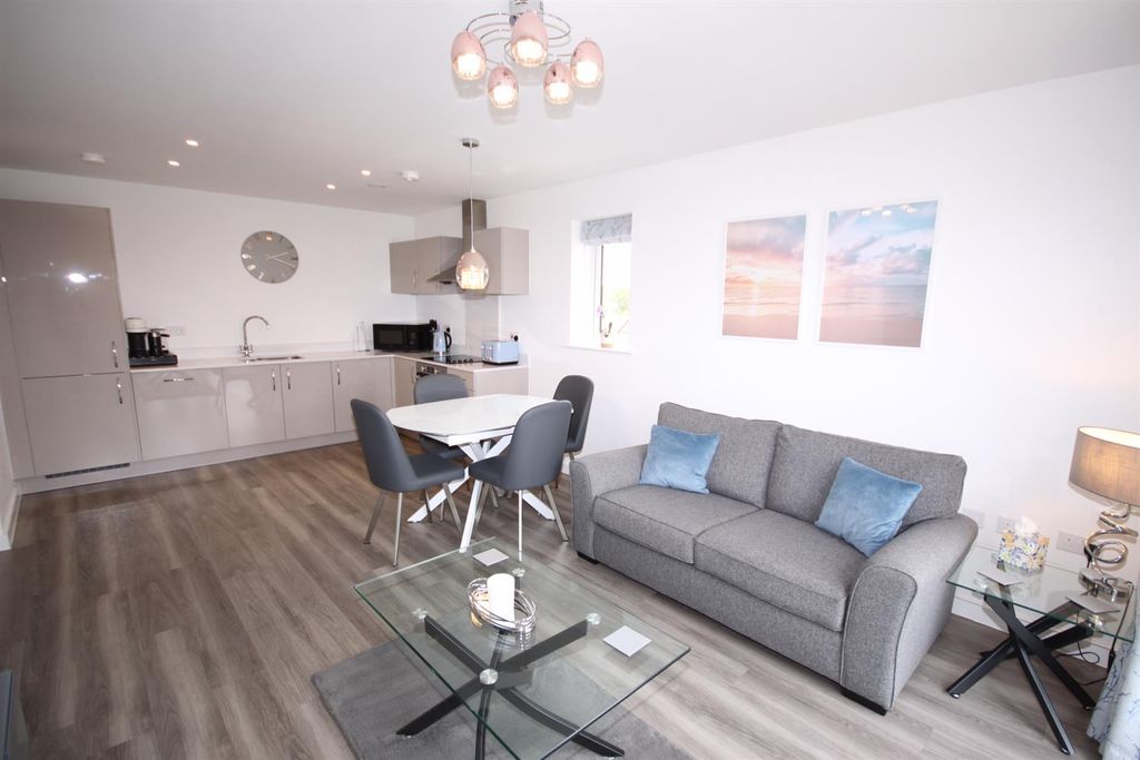 Property photo 2 of 8 Img_7526.Jpg