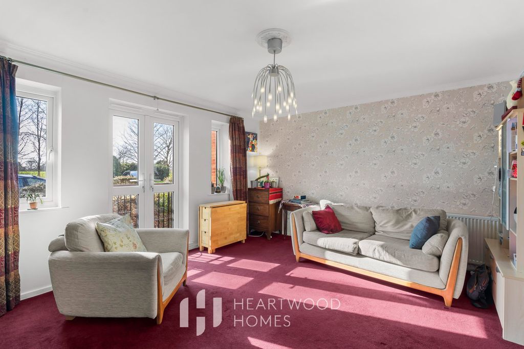 Property photo 1 of 16