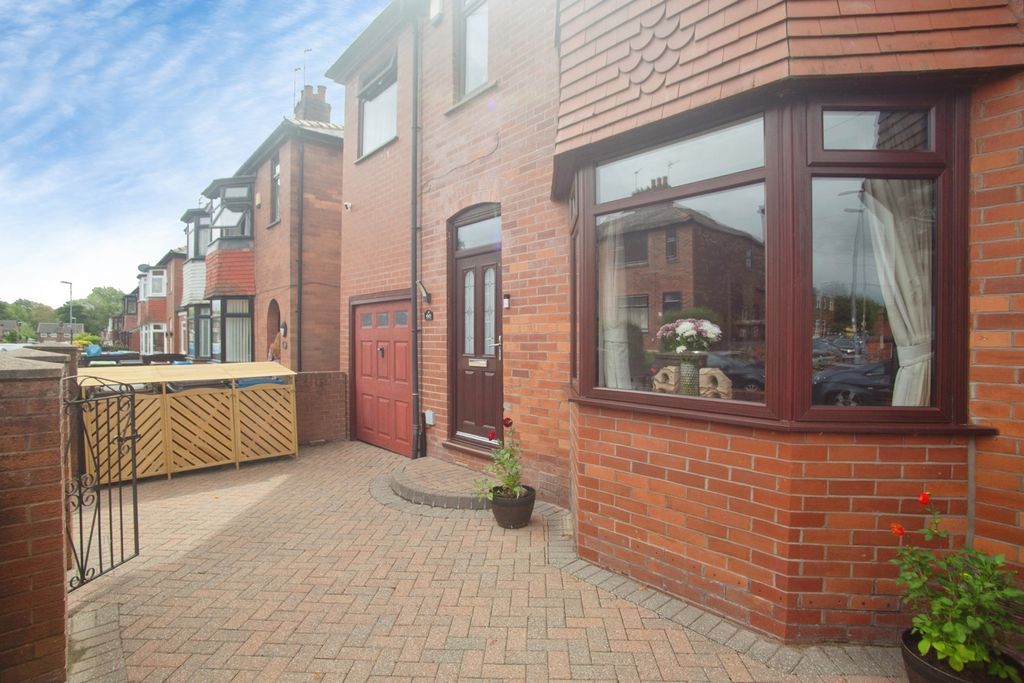 Property photo 2 of 27 Pbox-Img.Jpg