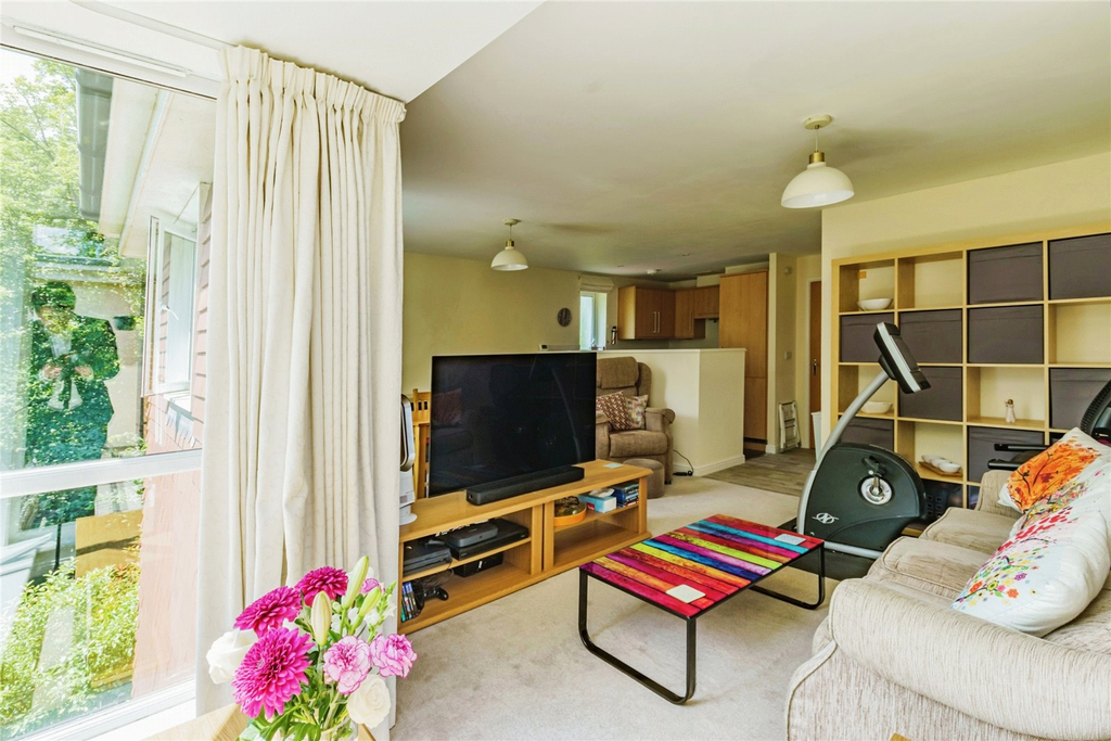 Property photo 2 of 10