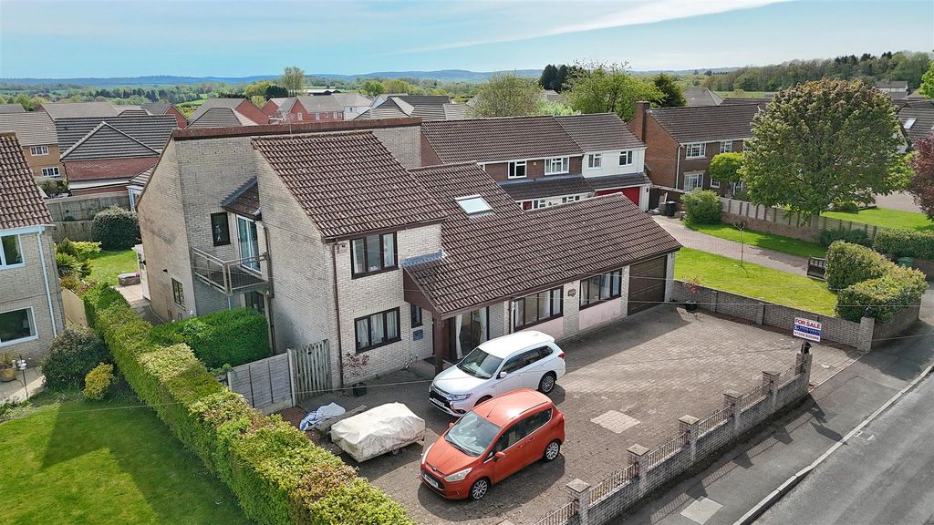 Additional image 2 of 5 bed detached house for saleCrow Ash Road, Berry Hill, Coleford GL16