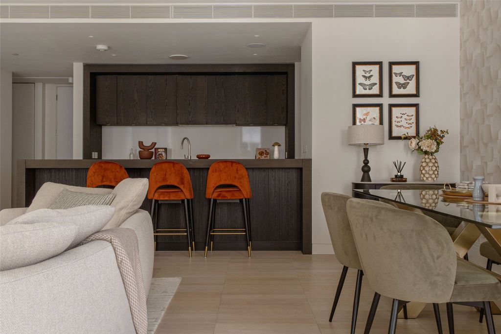 Property photo 2 of 19 Picture 2