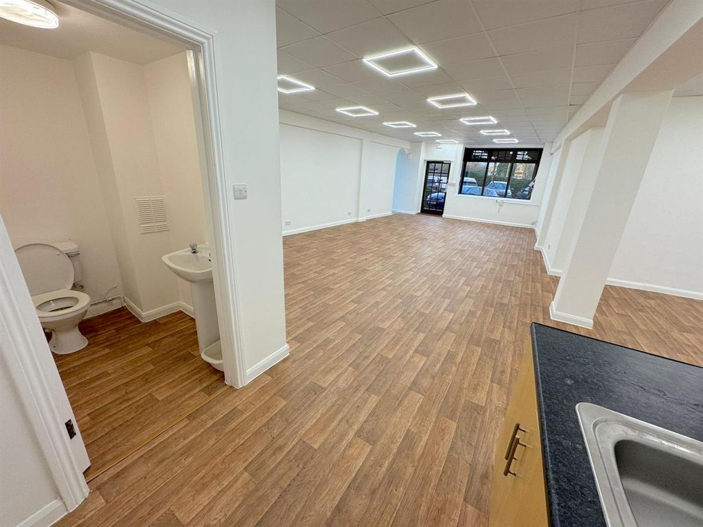 Property photo 2 of 8 Whatsapp Image 2025-12-16 At 1.29.59 Pm.Jpeg