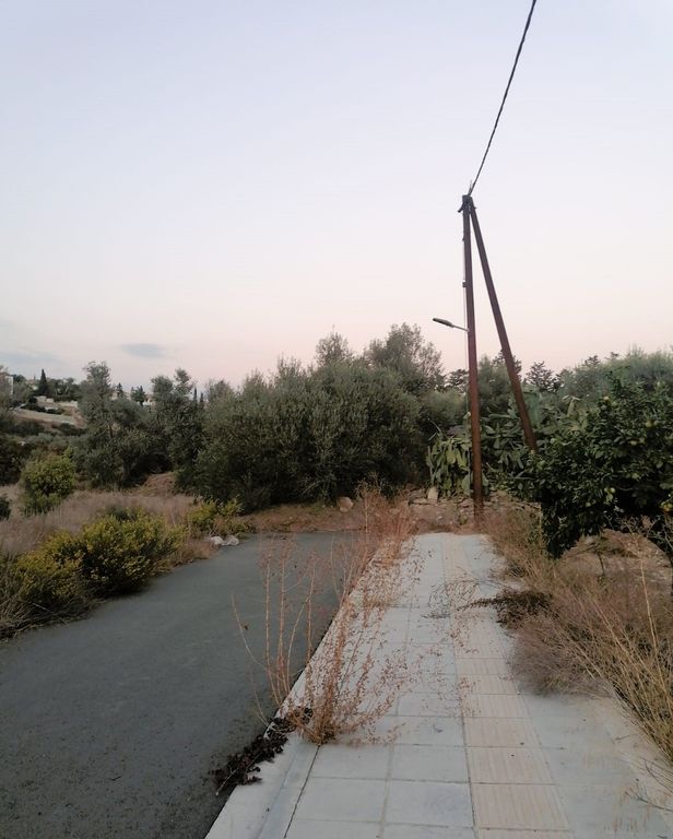 Property photo 3 of 11