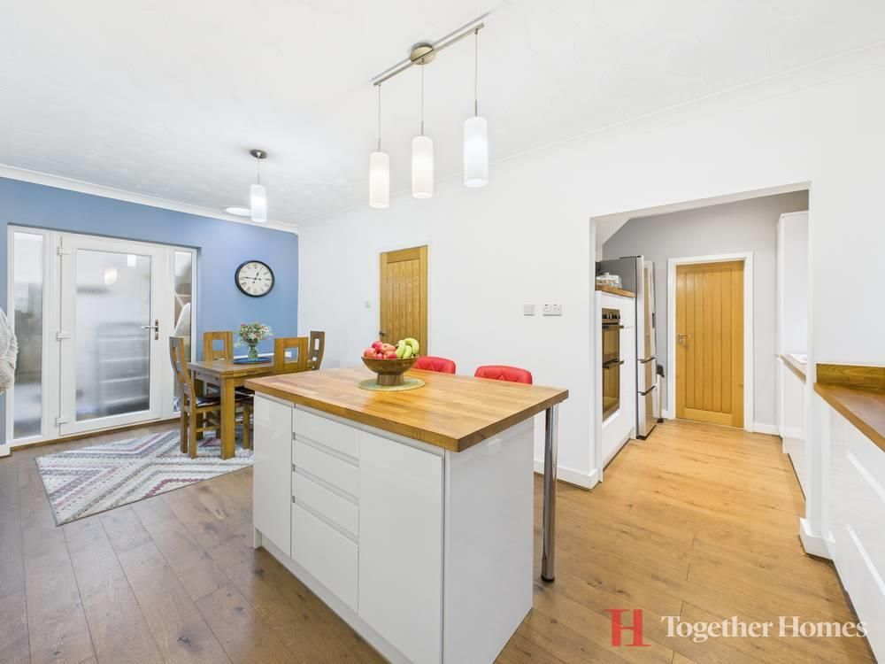 Property photo 1 of 23 Kitchen/Diner