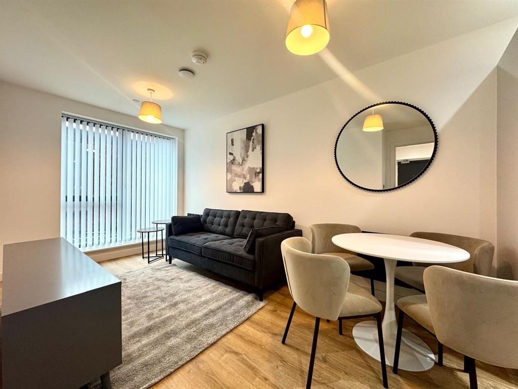 Property photo 2 of 7 Lounge Pic 3.Jpeg