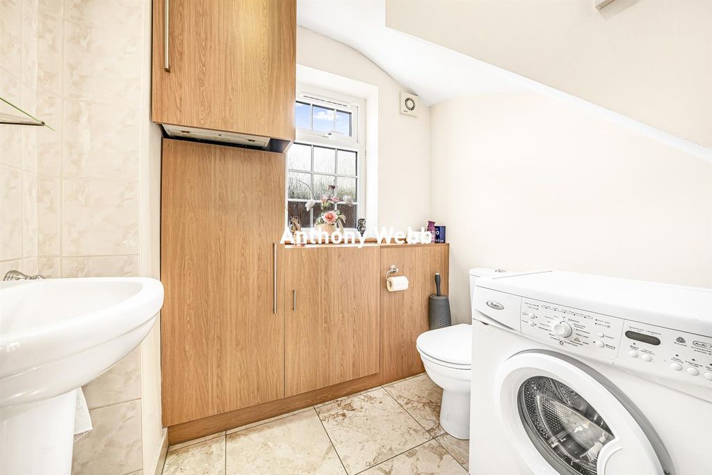Additional image 12 of 7 bed detached house for saleChalkwell Park Avenue, Enfield EN1