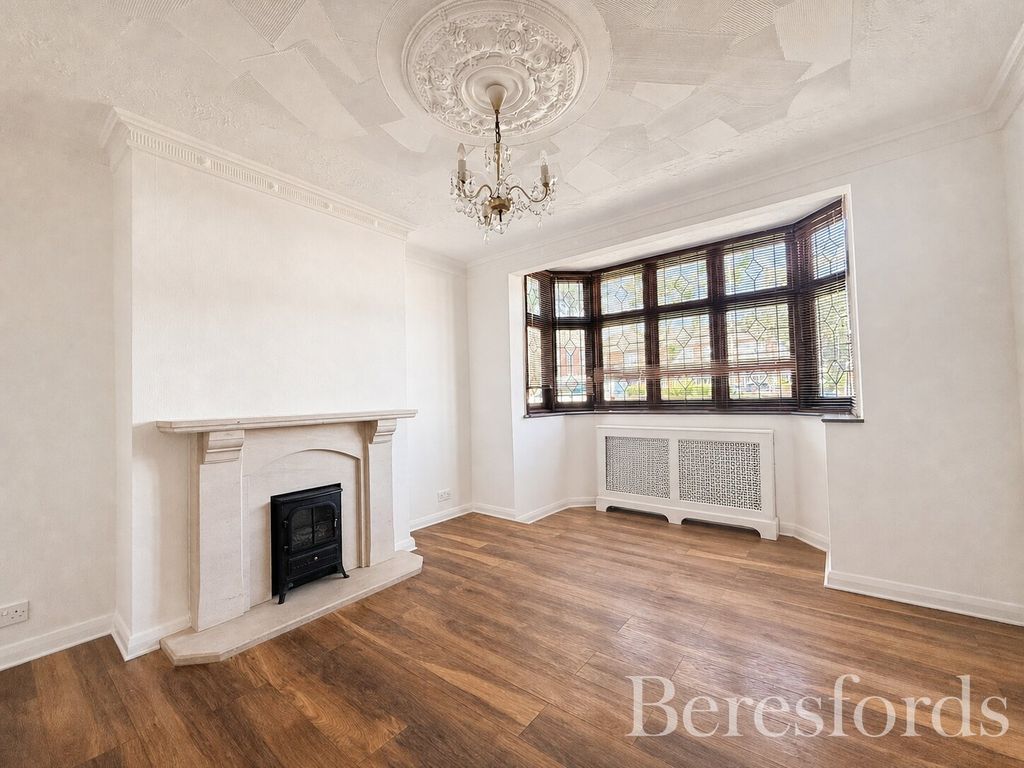 Property photo 2 of 19 Picture No. 29