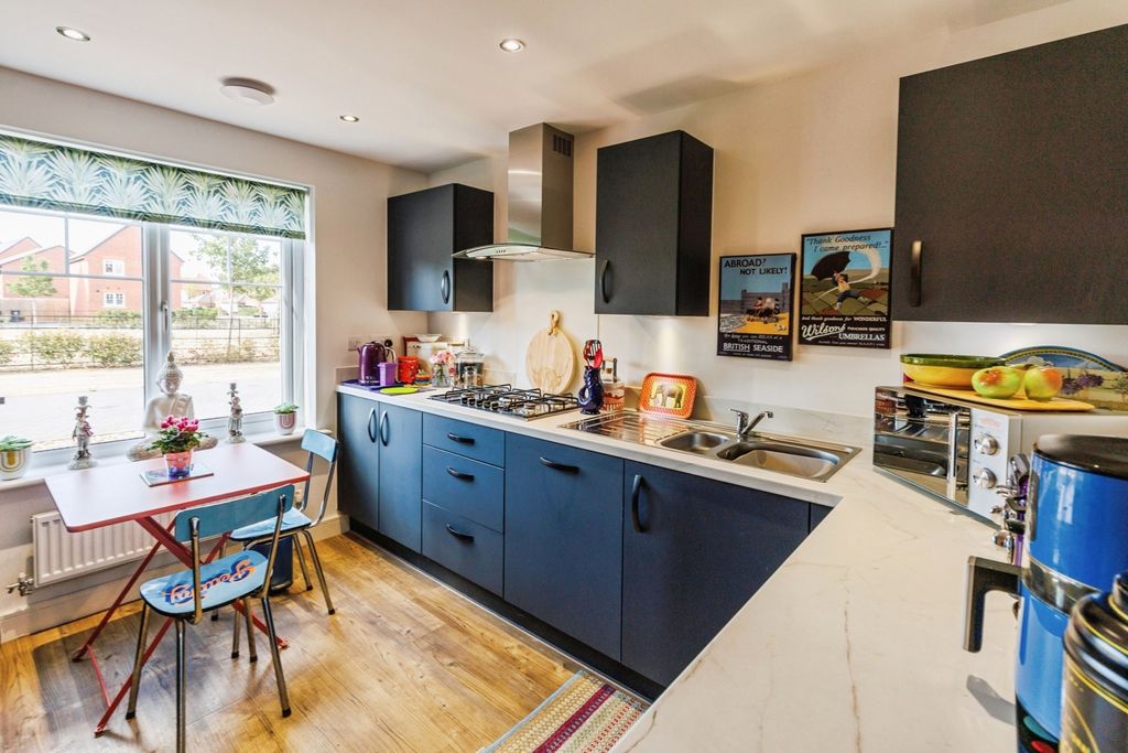 Property photo 2 of 22 Pbox-Img.Jpg