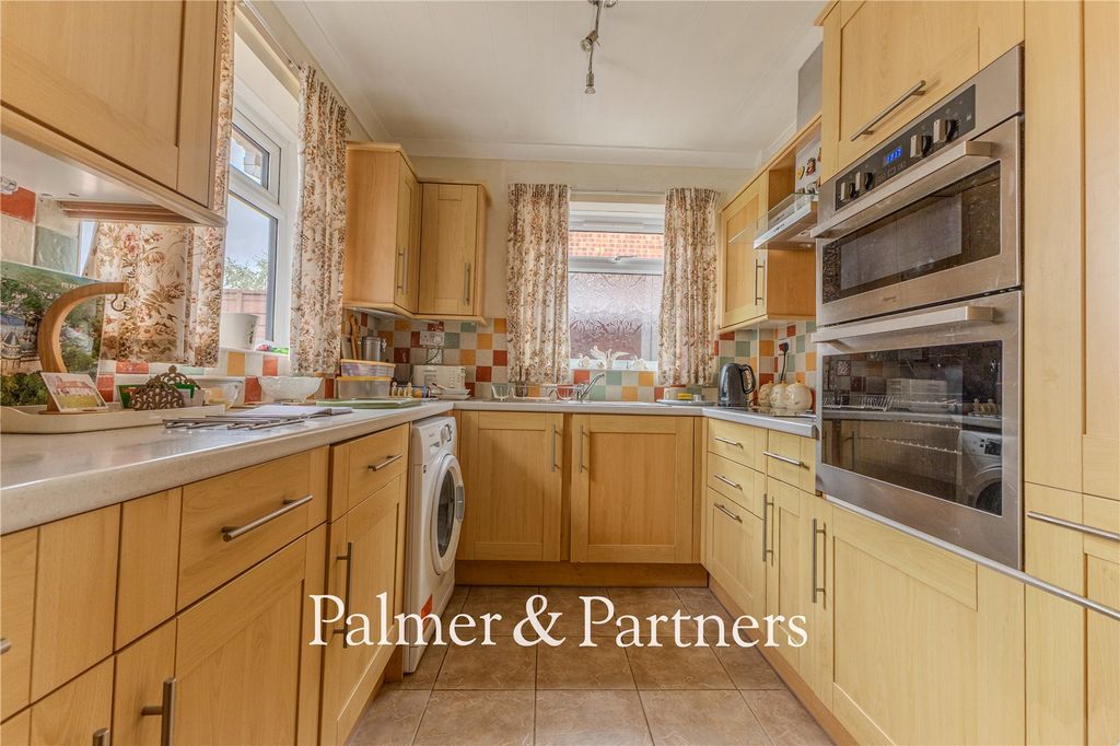 Property photo 3 of 20 Picture No. 10