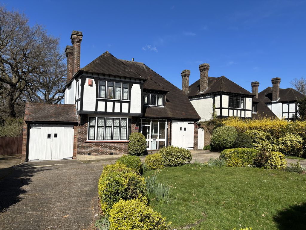 Property photo 1 of 13