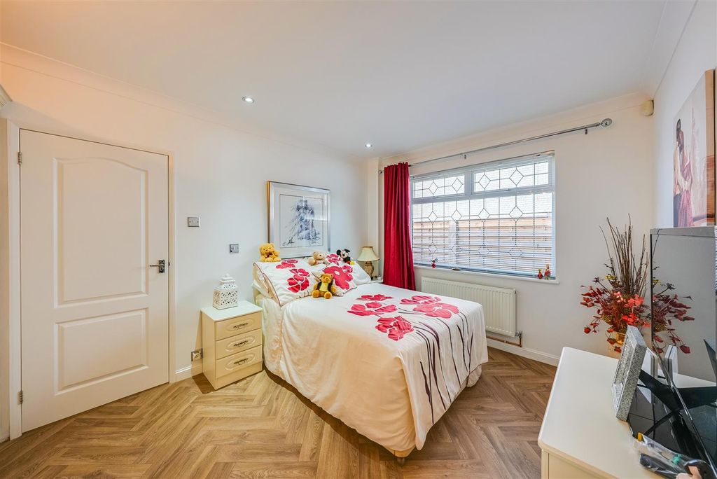 Additional image 6 of 4 bed detached bungalow for saleGorsewood Road, Hartley, Longfield DA3