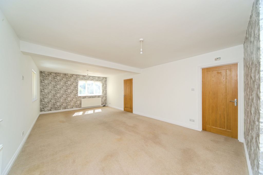 Property photo 3 of 23 Dsc_4425