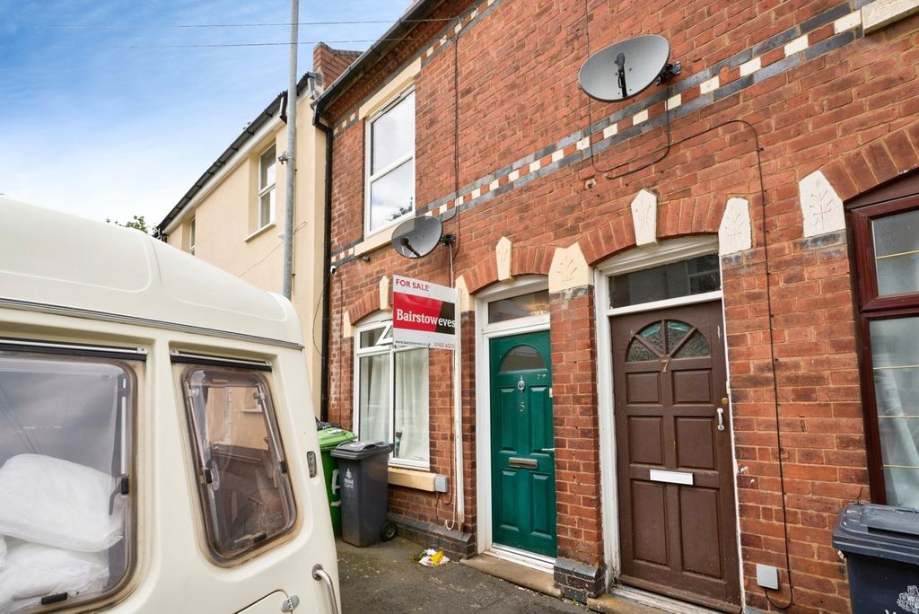Property photo 1 of 11 Pbox-Img.Jpg