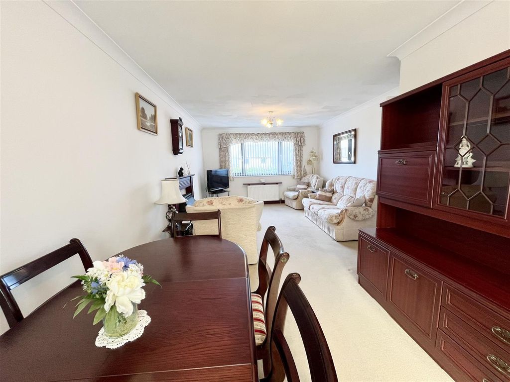 Property photo 2 of 17 Img_5119.Jpeg