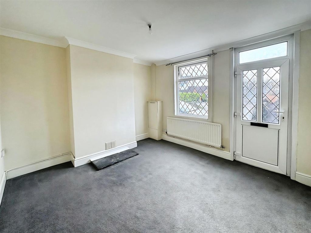 Property photo 3 of 13 19021E61-6.Jpg