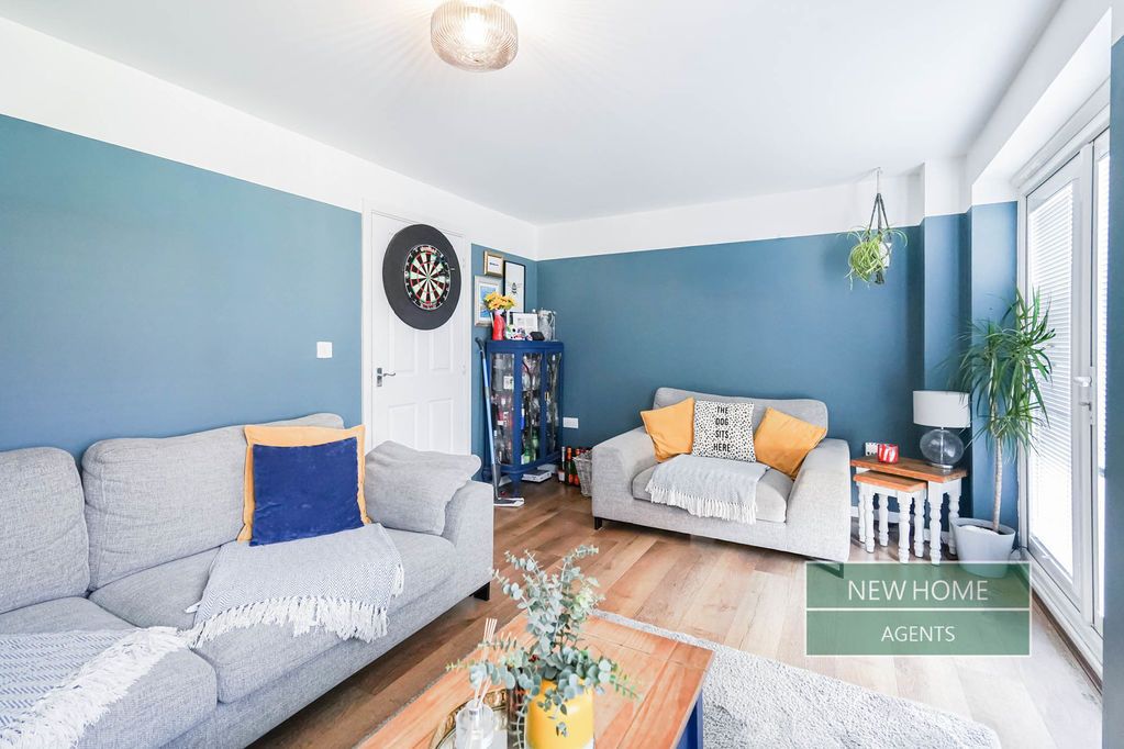 Property photo 2 of 23 Photo 3