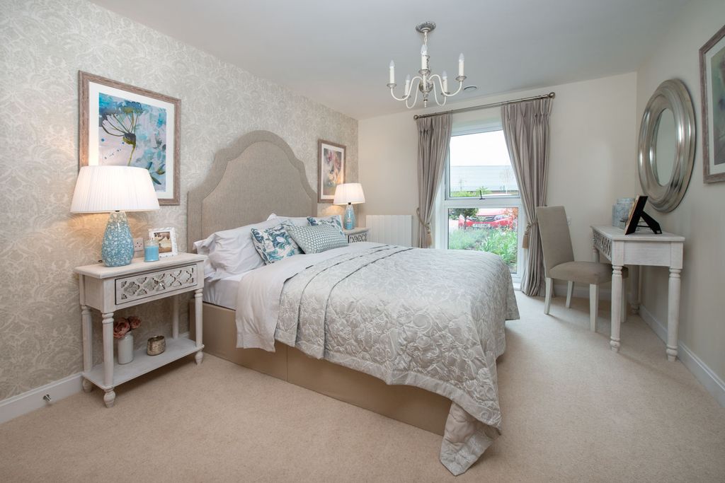 Property photo 1 of 14 Typical Apartment Bedroom