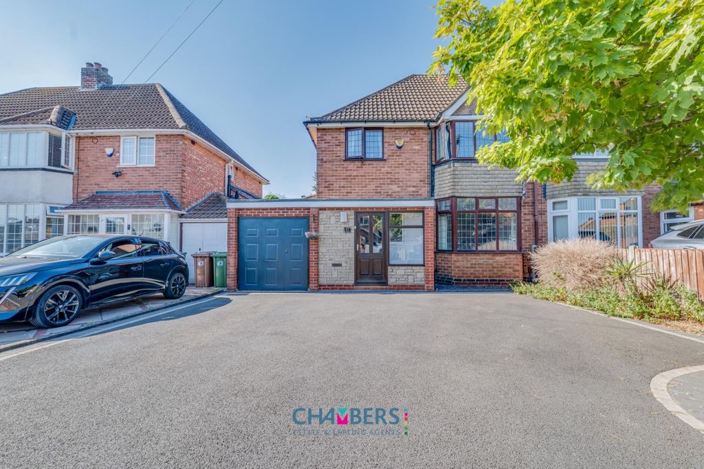 Property photo 1 of 45 85 Blandford-3.Jpg