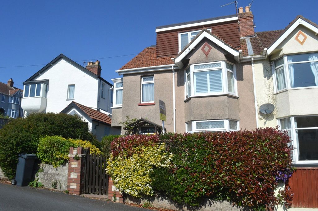 Property photo 1 of 18 1 - Picture No. 24