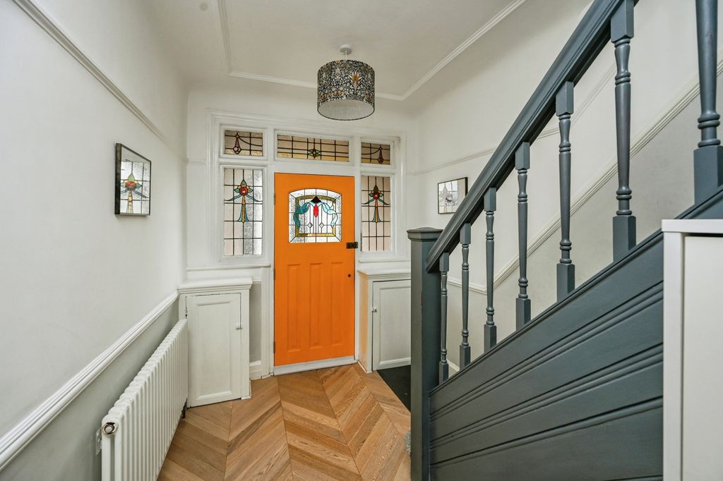 Property photo 2 of 19 Pbox-Img.Jpg
