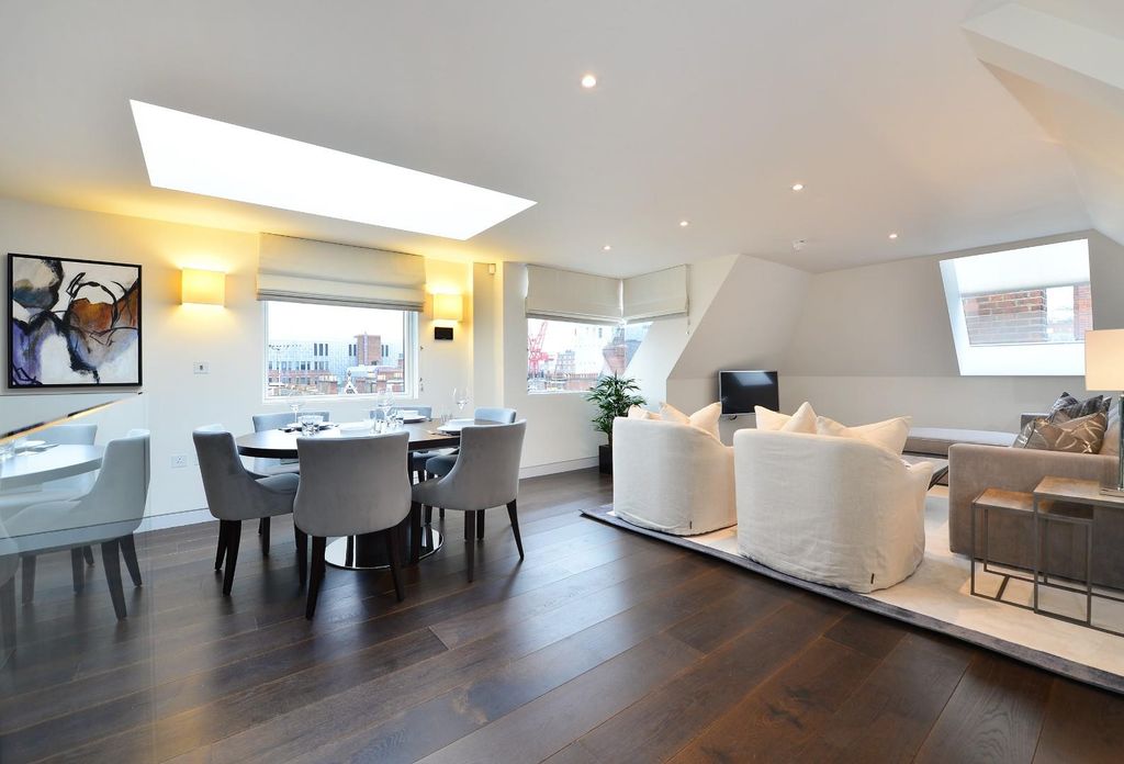 Property photo 1 of 26 Duke_27.Jpg