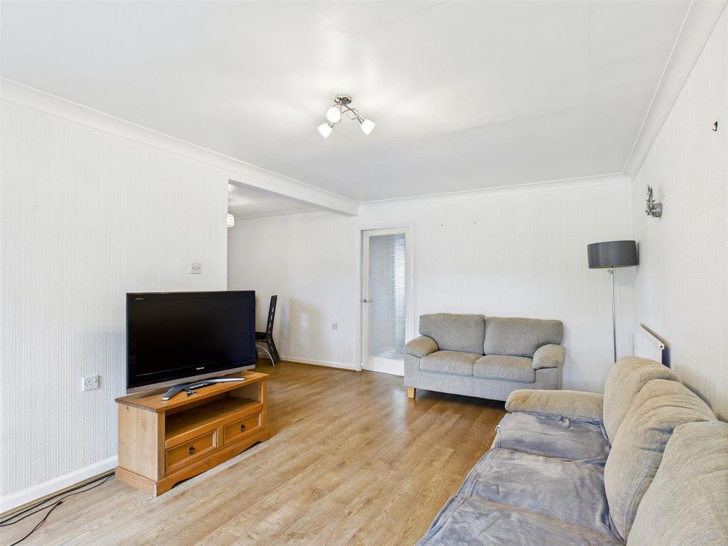 Property photo 2 of 13 Cam05488G0-Pr0027-Still007.Jpg
