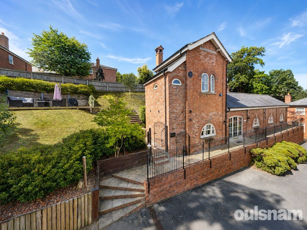 Property photo 1 of 37 Picture No. 28