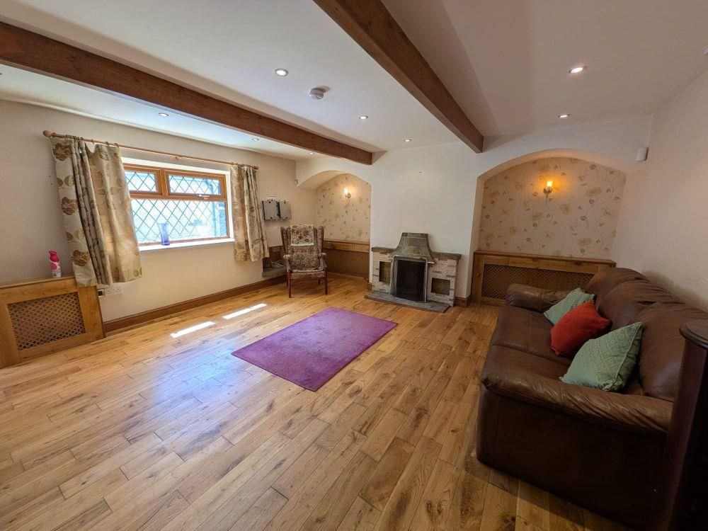 Property photo 2 of 10 2_.Jpg