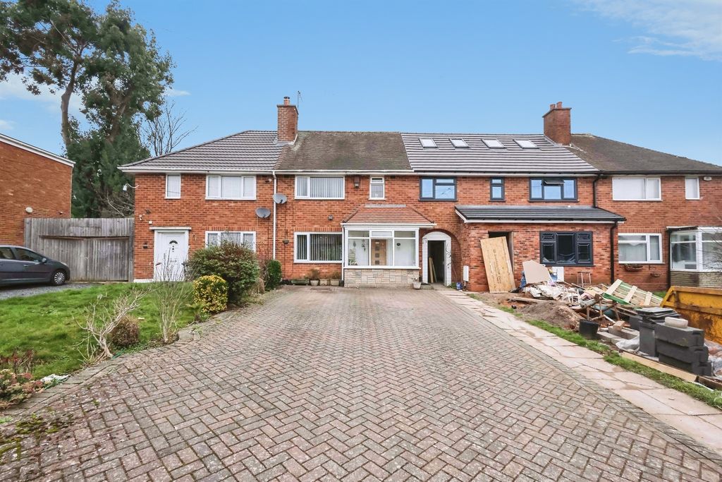 Property photo 2 of 20