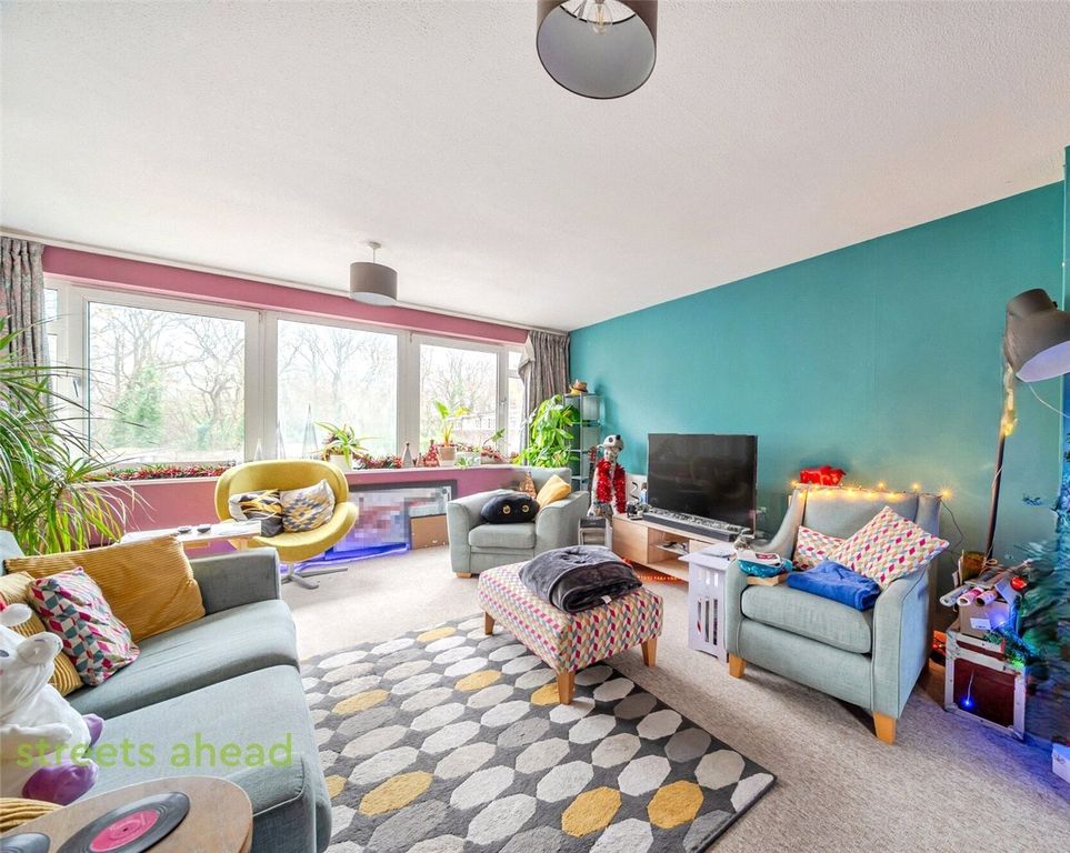 Property photo 3 of 16 Picture No. 27