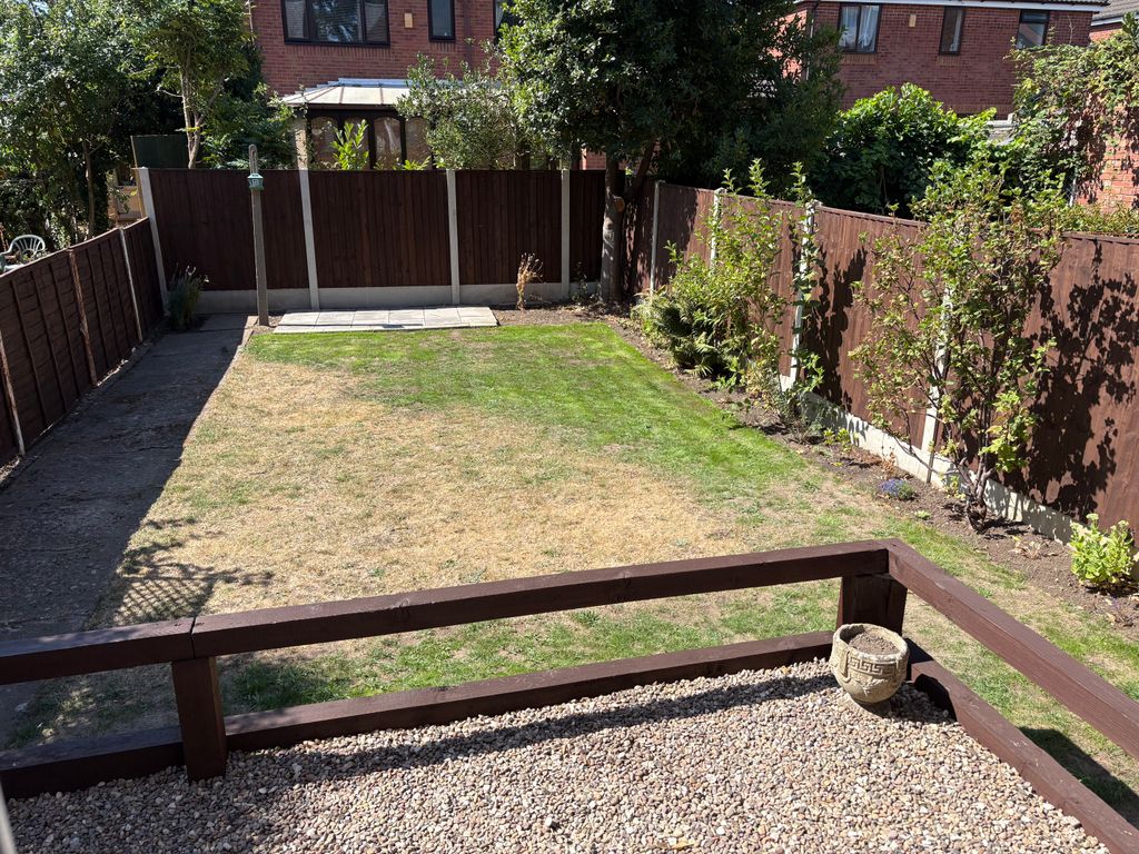 Property photo 3 of 22 Img_0576