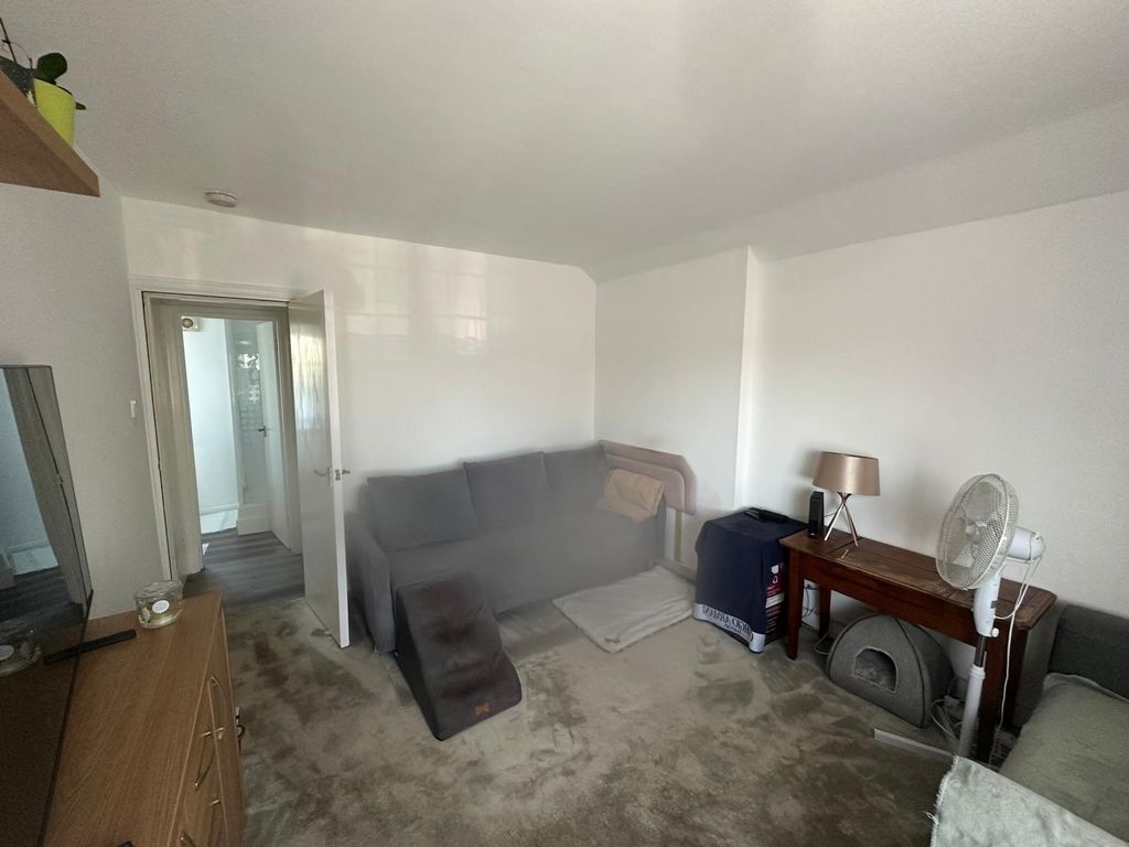 Property photo 1 of 5 33 Eton Avenue, Flat 5, Ha0 3Az