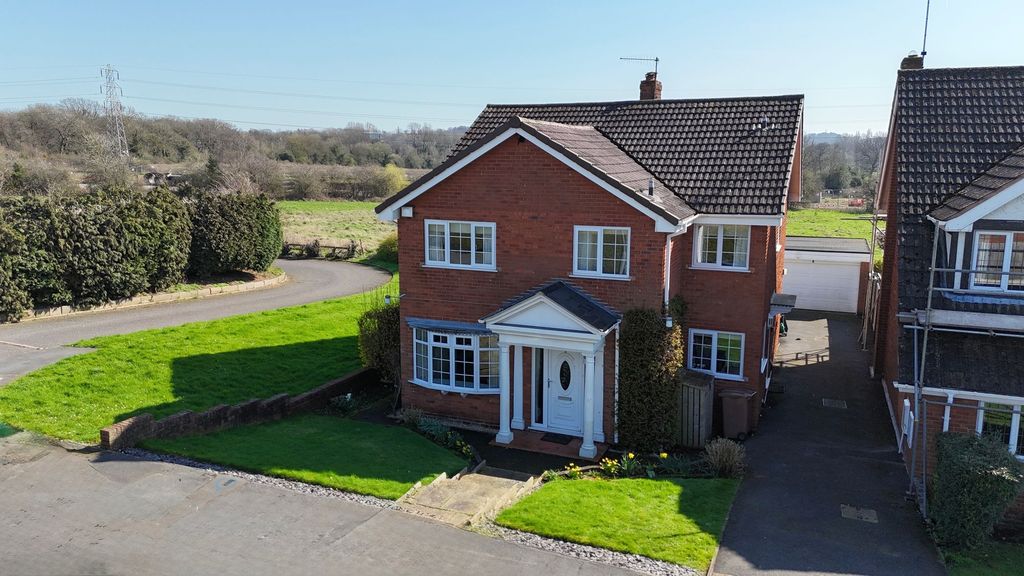 Property photo 1 of 33