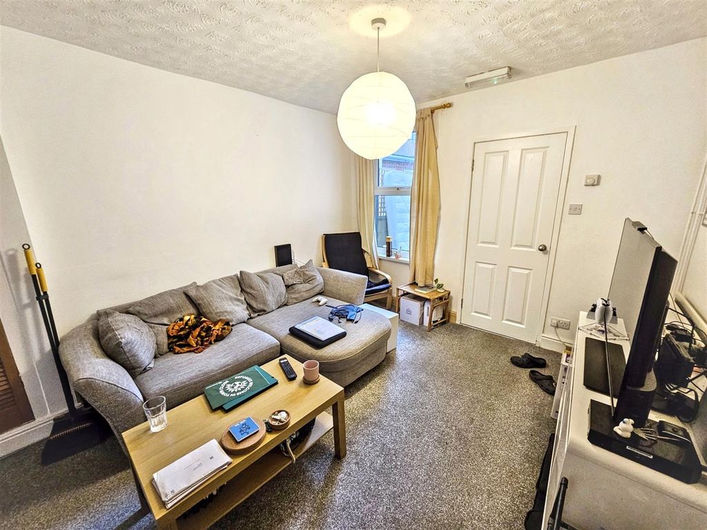 Property photo 1 of 8 20251023_133743 (1).Jpg