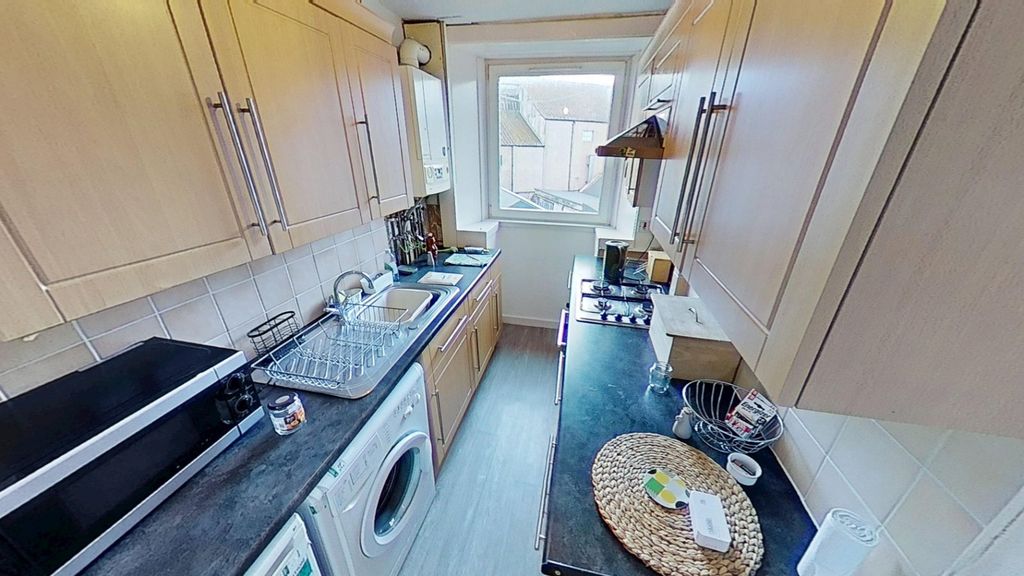 Property photo 2 of 6 Picture No. 05