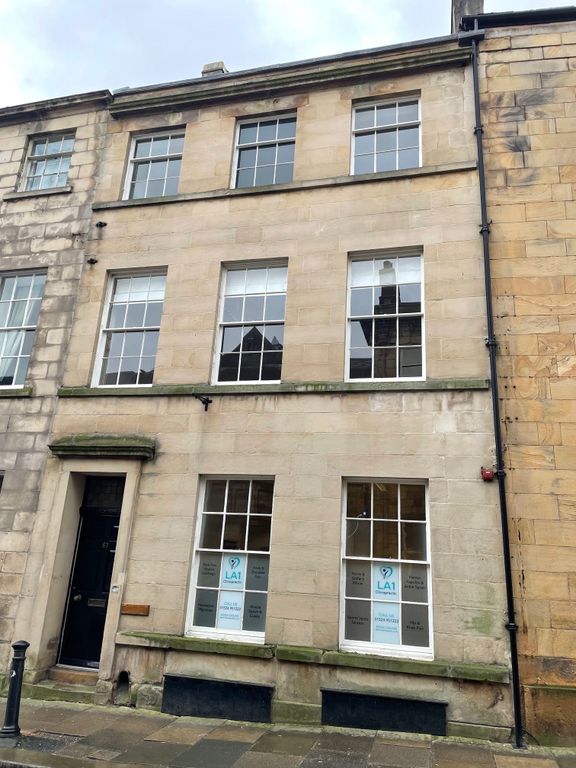 Property photo 1 of 1