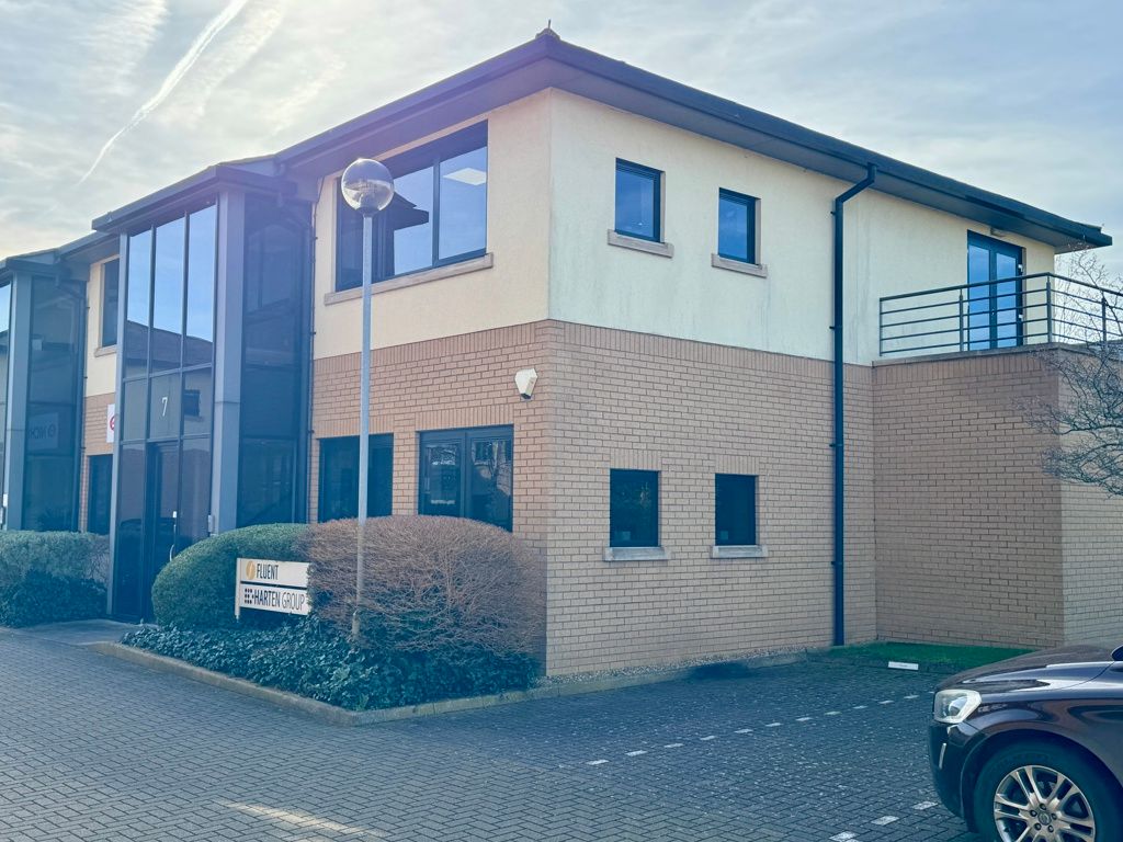 Property photo 3 of 17 Photo 7