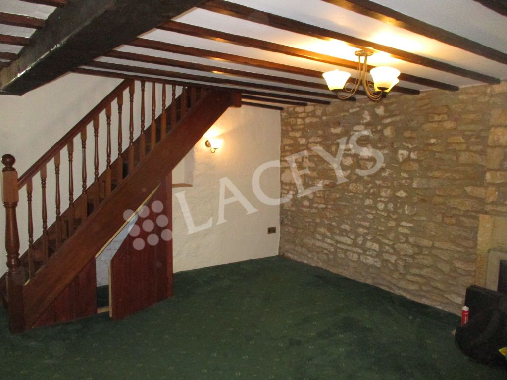 Property photo 3 of 14 Photo 2